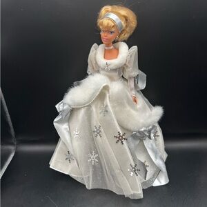 Barbie Holiday Princess Walt Disney'S Cinderella 1996 Vintage Doll With Outfit
